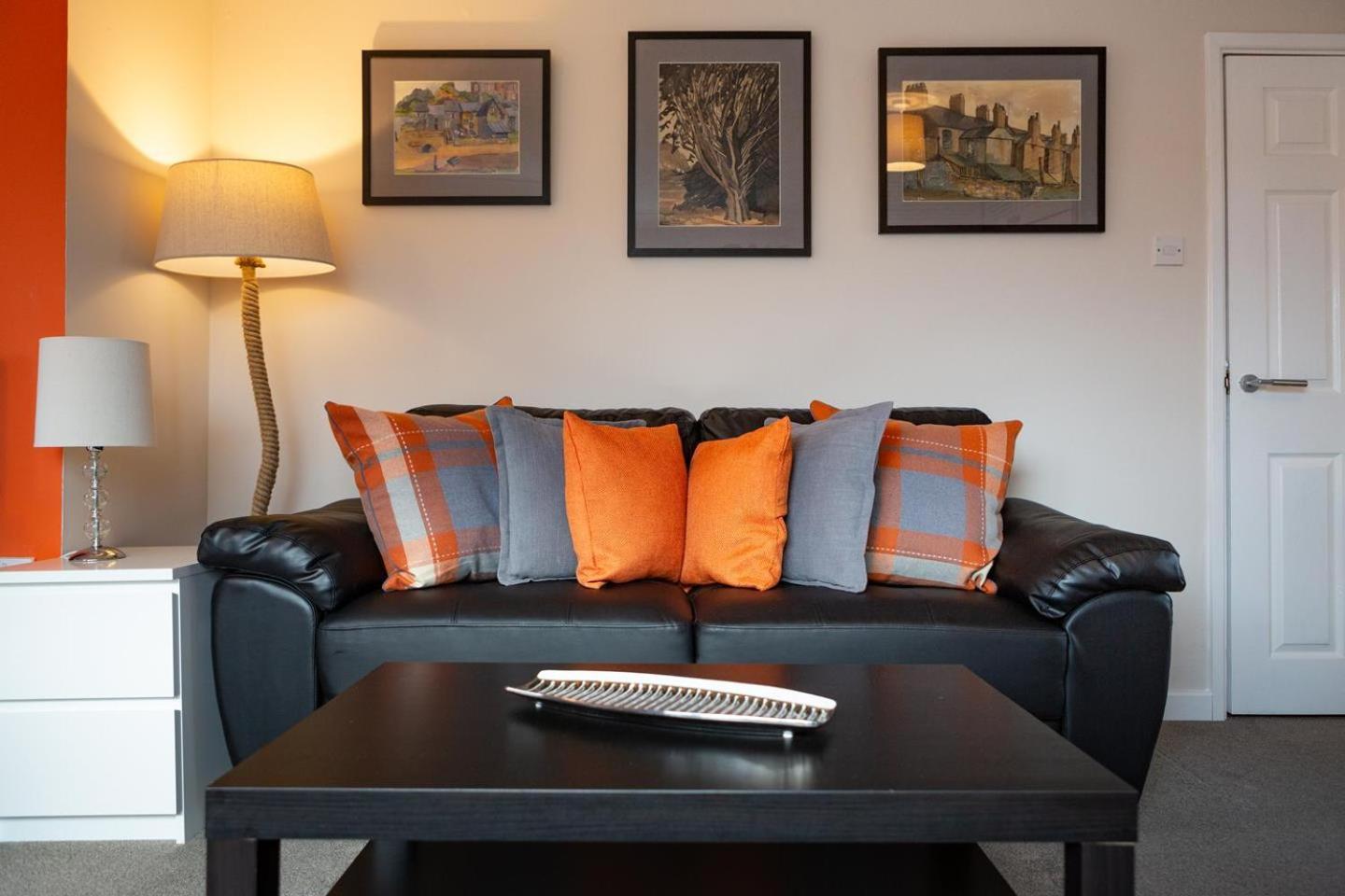 St Anne'S Serviced Accommodation - Bicester Oxfordshire Bagian luar foto