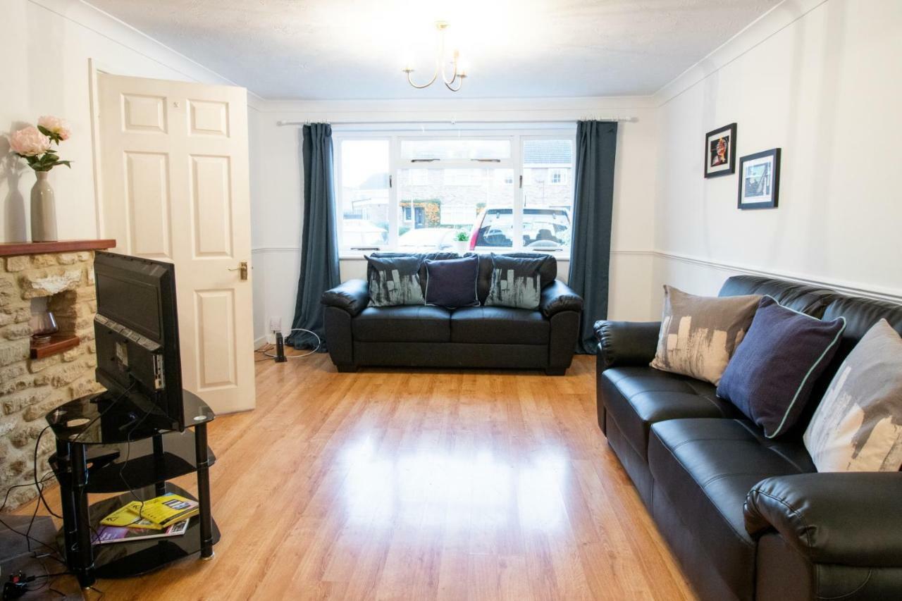 St Anne'S Serviced Accommodation - Bicester Oxfordshire Bagian luar foto