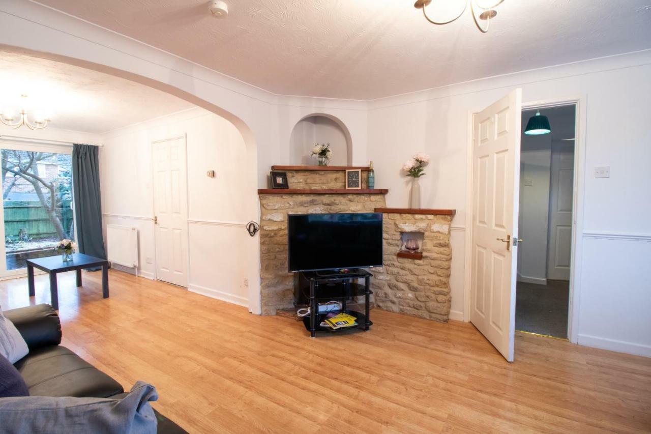 St Anne'S Serviced Accommodation - Bicester Oxfordshire Bagian luar foto